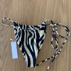 Inamorata Las Olas Bottoms Size Small